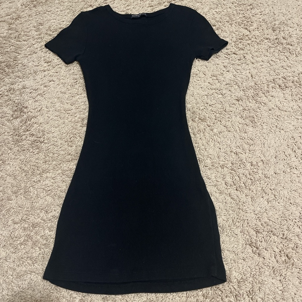 Brandy Melville Dress - Picture 2 of 3